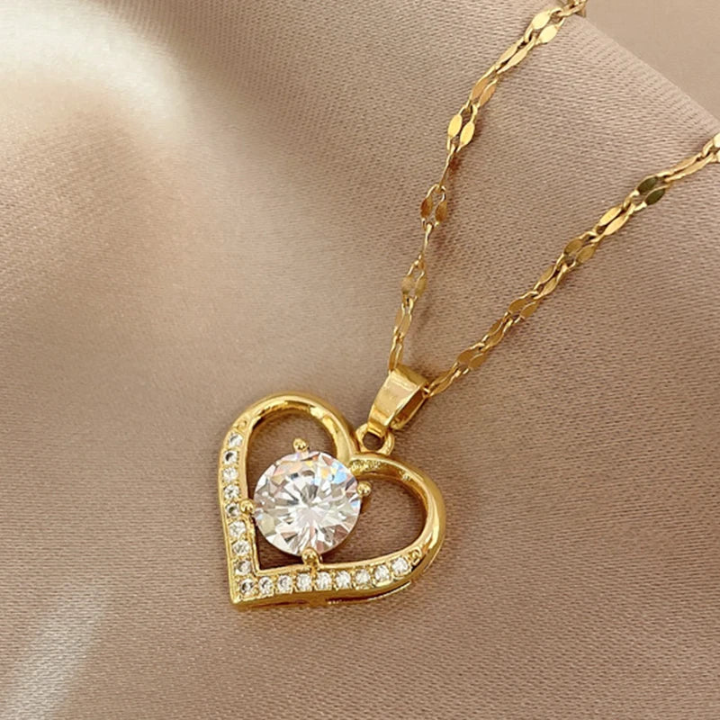 Artificial Gems Heart Pendant Necklace for women, Golden Stainless Steel Lips Neck Chain Female Necklaces Jewelry for Girl